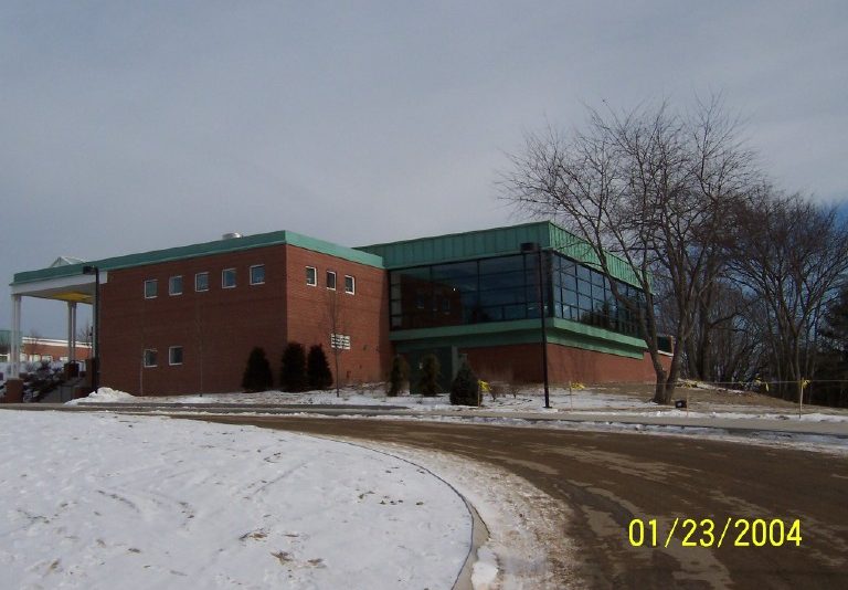 The front of Lincoln Academy